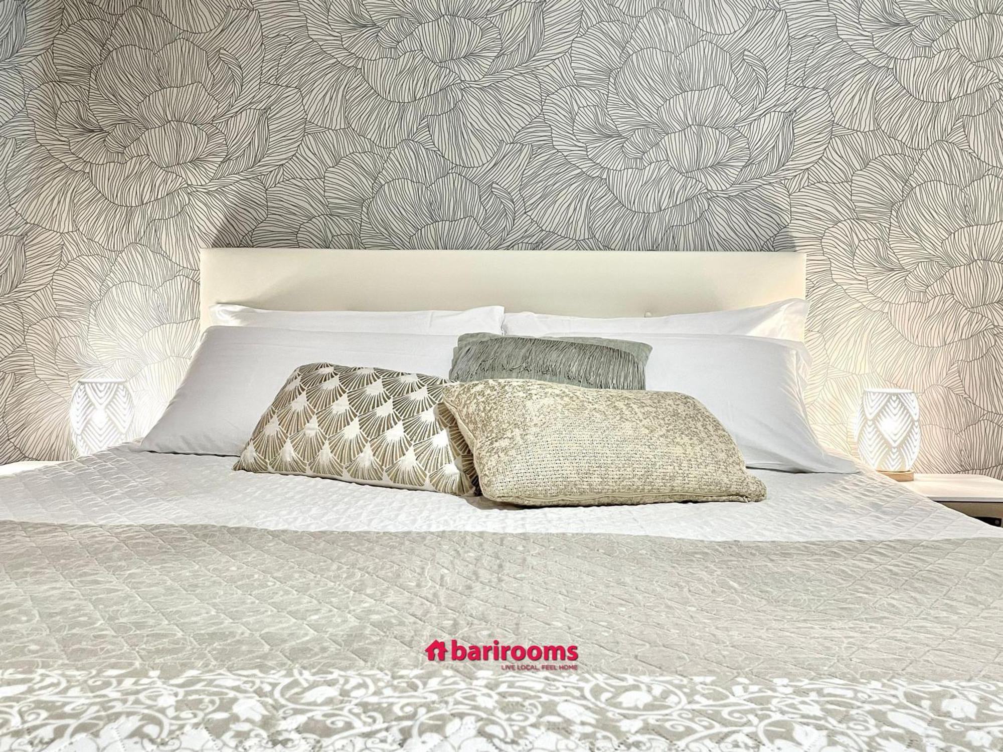 Barirooms Piccinni ภายนอก รูปภาพ