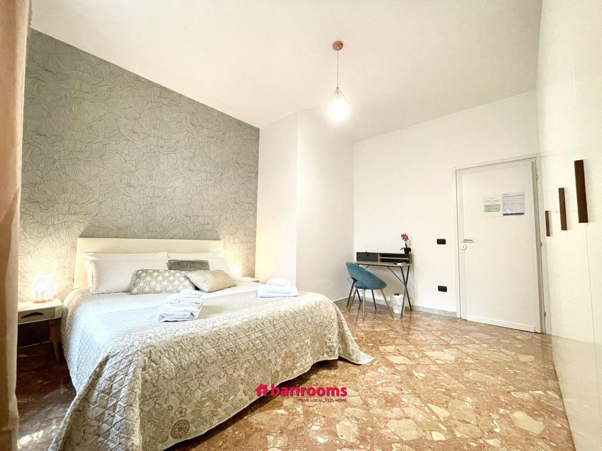 Barirooms Piccinni ภายนอก รูปภาพ