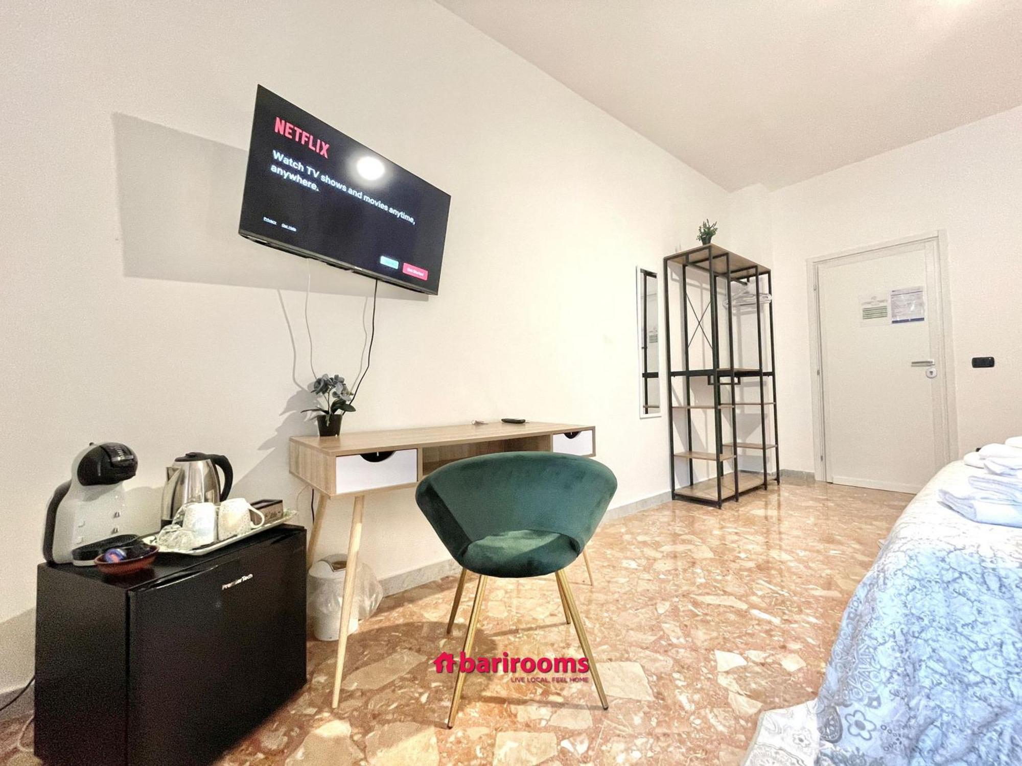 Barirooms Piccinni ภายนอก รูปภาพ